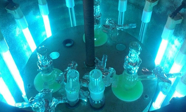 光固化涂料在光照射下發(fā)生的化學反應基本定律。